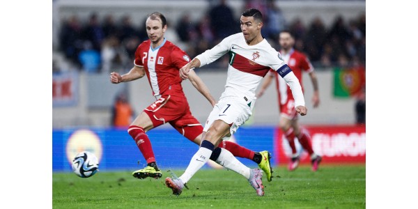 UEFA Euro 2024-kval: England och Portugal tog två raka segrar, Ronaldo gjorde sitt 122:e mål på 198 matcher UEFA Euro 2024-kval: England och Portugal tog två raka segrar, Ronaldo gjorde sitt 122:e mål på 198 matcher